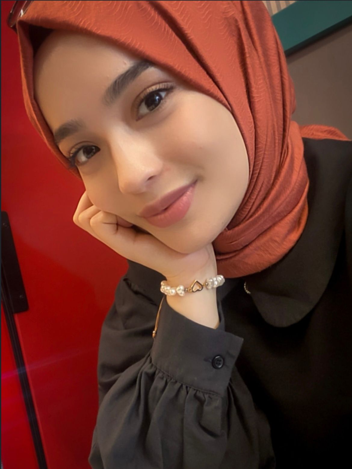 Alacamescitzir Elden Ödeme Bayan Escort Pelin